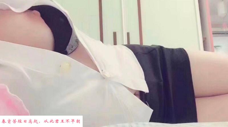 中南大胸 第1张