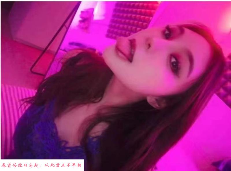 战神西西舌头会打转 第1张