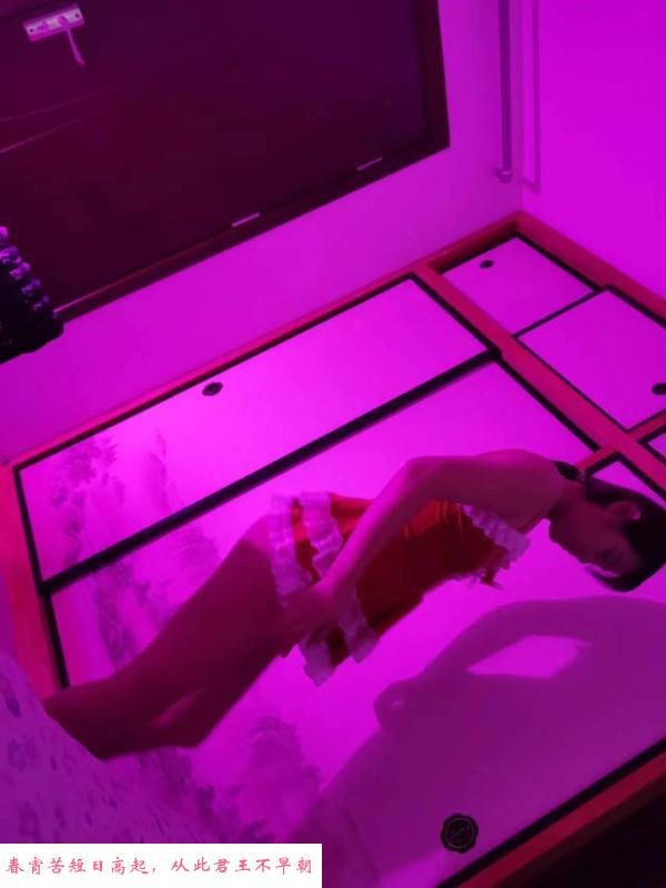 红桥少妇糖果 第1张