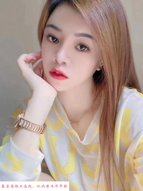 粉嫩很会夹的妹妹 第1张