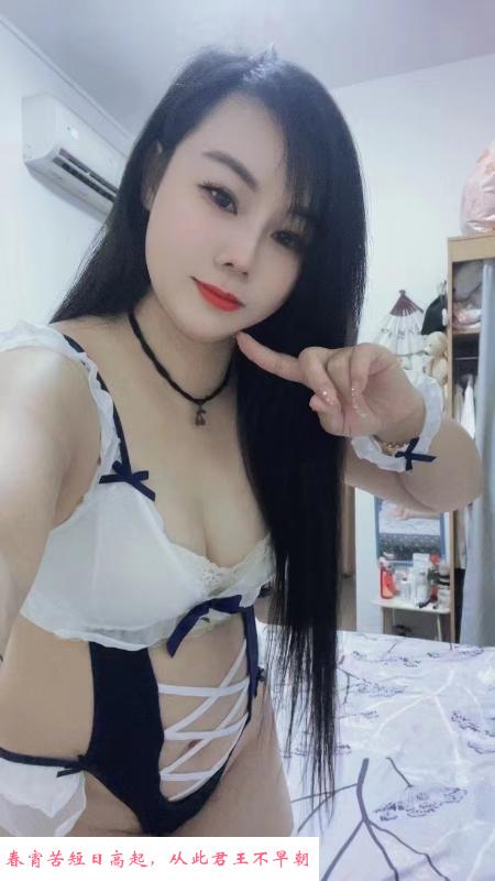 丰满女人 第2张