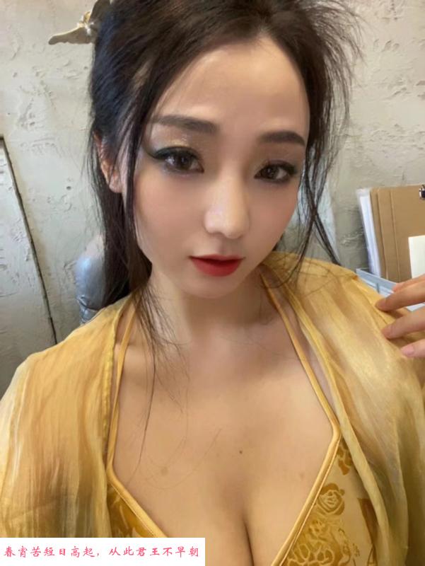 龙华大奶敏儿 第1张