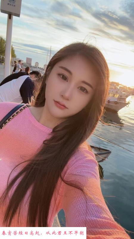 秦淮区耐看妹子 第2张