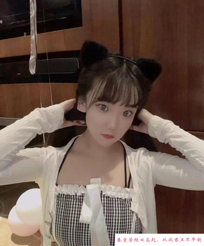 性感年轻西西 第2张