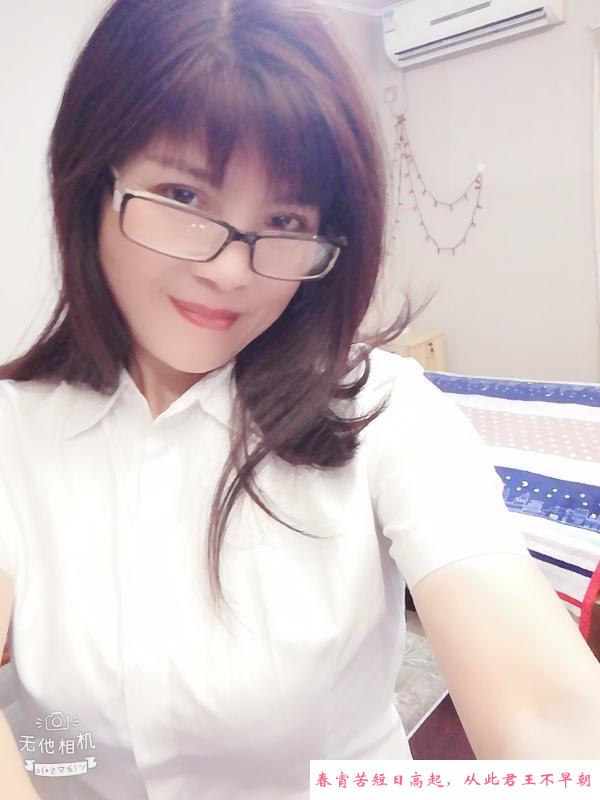 布吉熟女 第1张