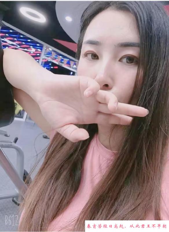 香坊迷人璐璐 第3张