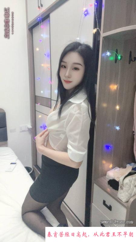 性感巨乳沙沙老师 第4张
