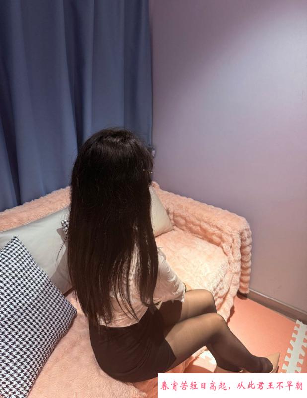 风骚大胸婉清老师 第3张