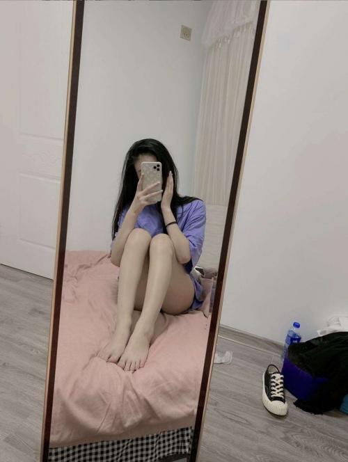 年轻小妹粉红性感 第1张