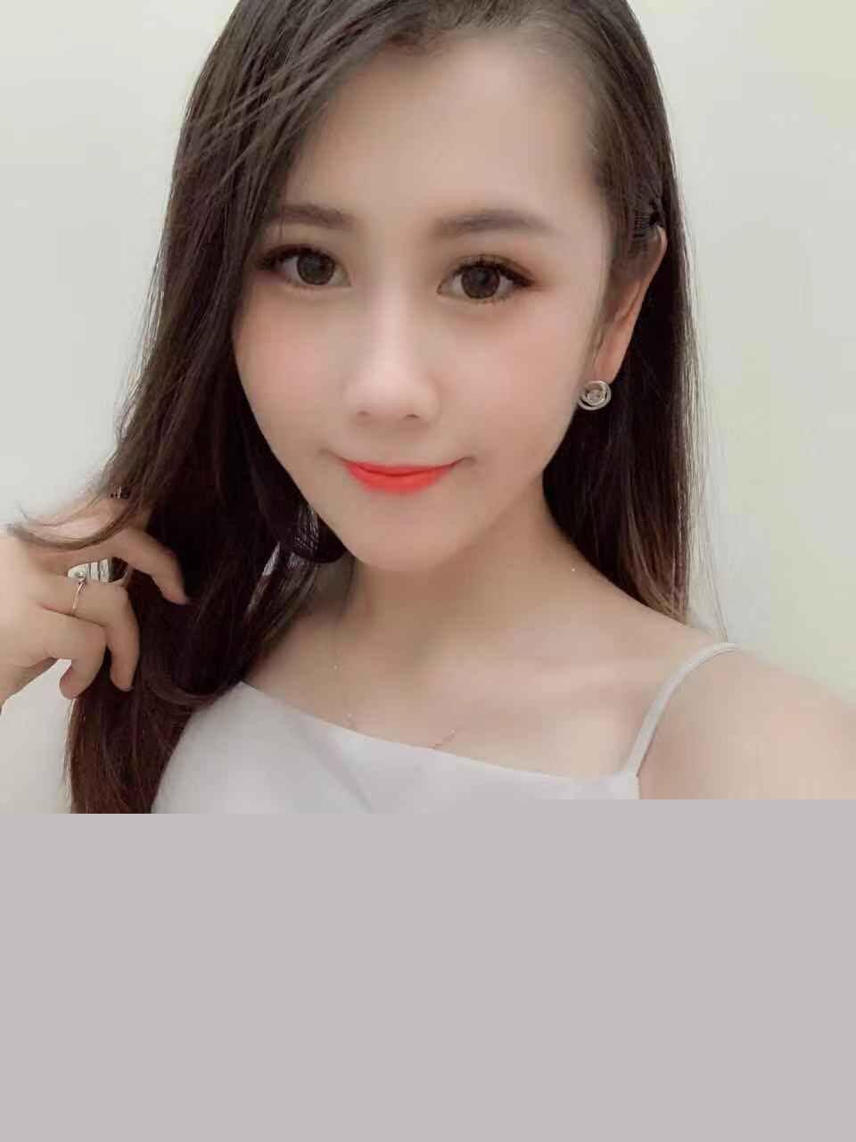黄埔佳丽：颜控腿控服务控LY们的福音，大奶好身材服务无水分 第1张