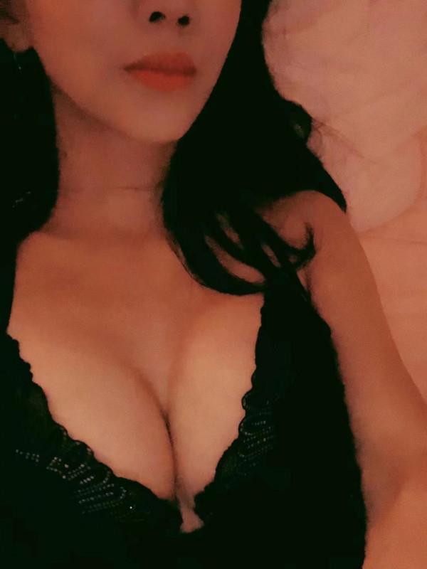 青羊区完美身材JURU熟妇 第2张