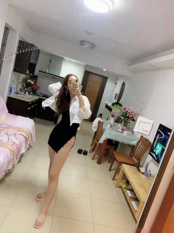 罗湖高挑美女 第2张
