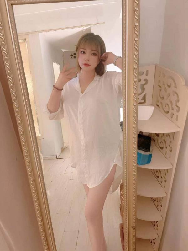 宝山丰满服务系小姐姐 第2张