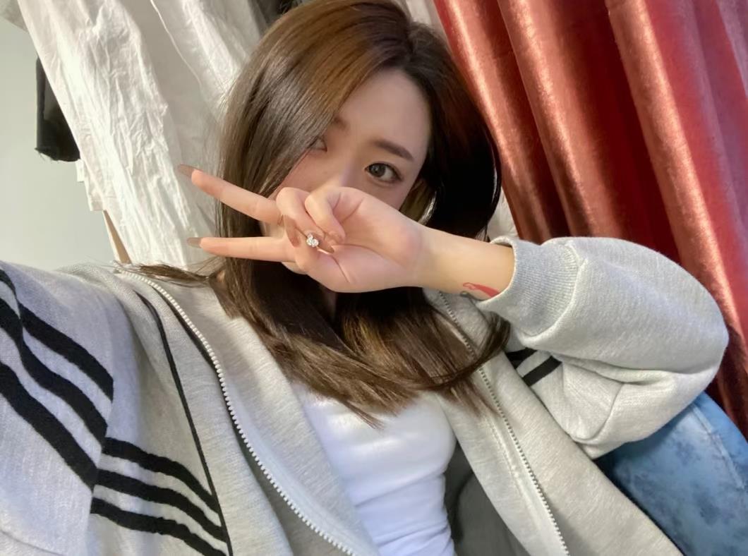 年轻美女身材好 第2张