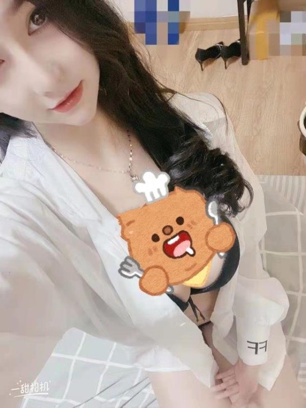 巴国城妹子 第1张