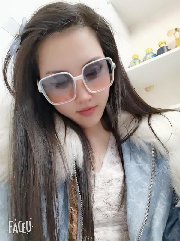 花园路身材不错的暖心 第1张