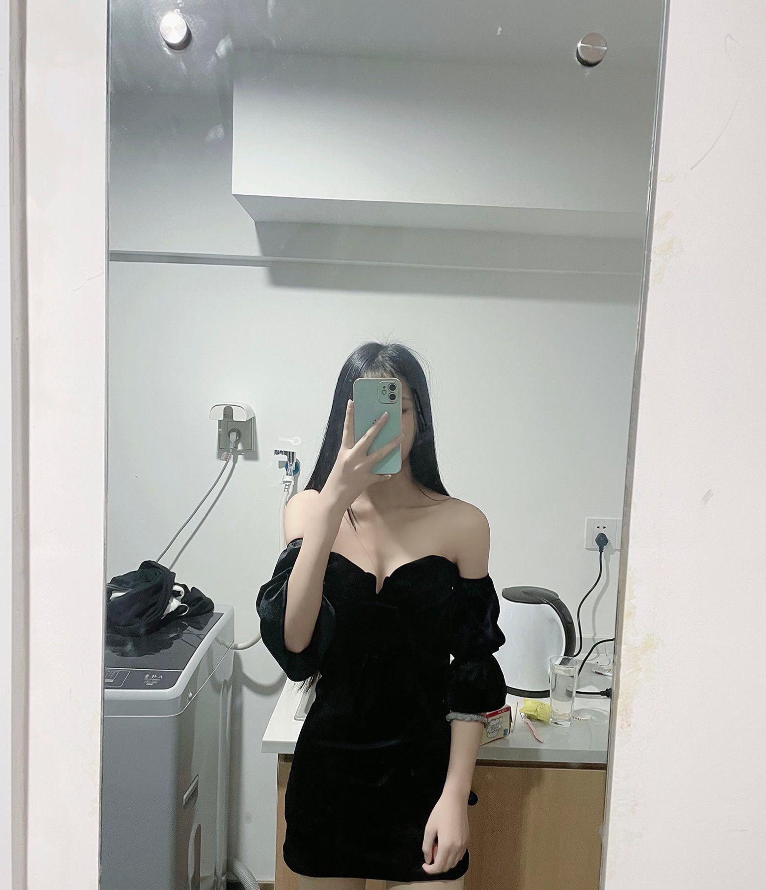 青羊一个颜值长腿妹子,喜欢玩腿的喜欢服务的可以去 第4张