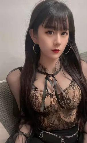 美柚大咪妹，口活就像震动马达，提枪狠狠爆草 第1张