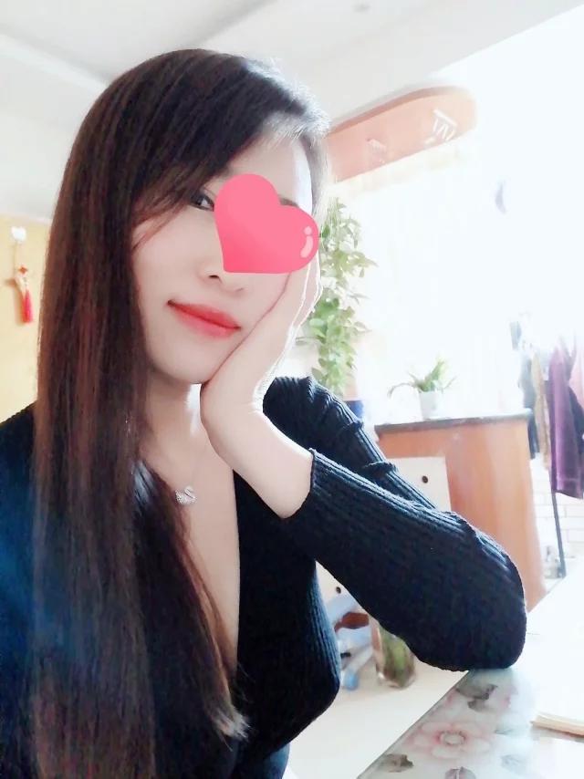 苏州街温柔、皮肤白滑的小活妹子 第1张