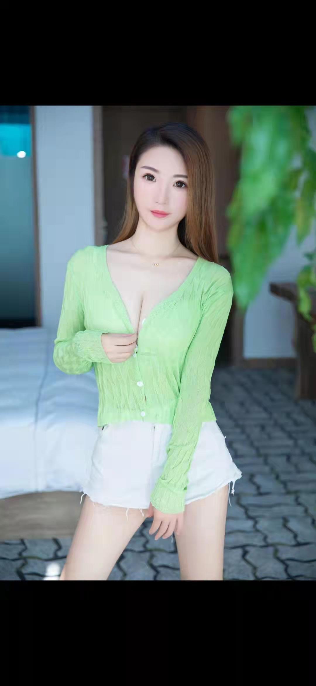 明州里附近御姐型6张妹子 第2张