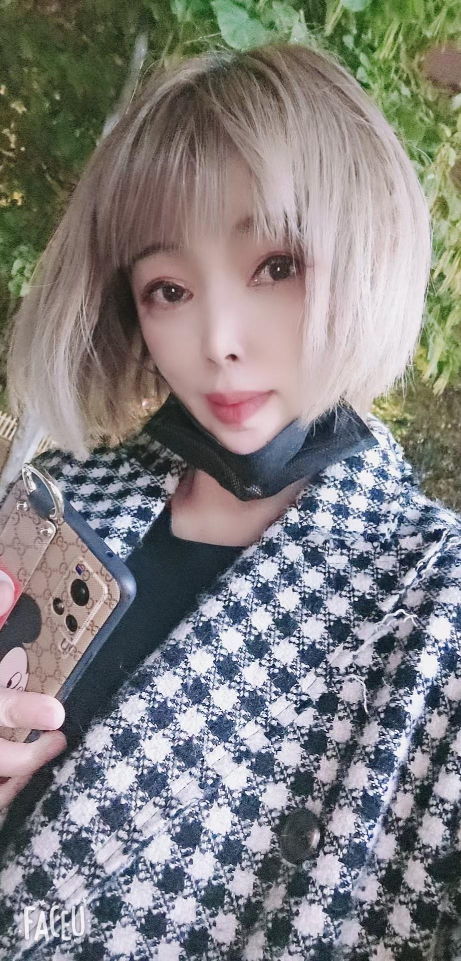 社会纹身花背姐 第2张