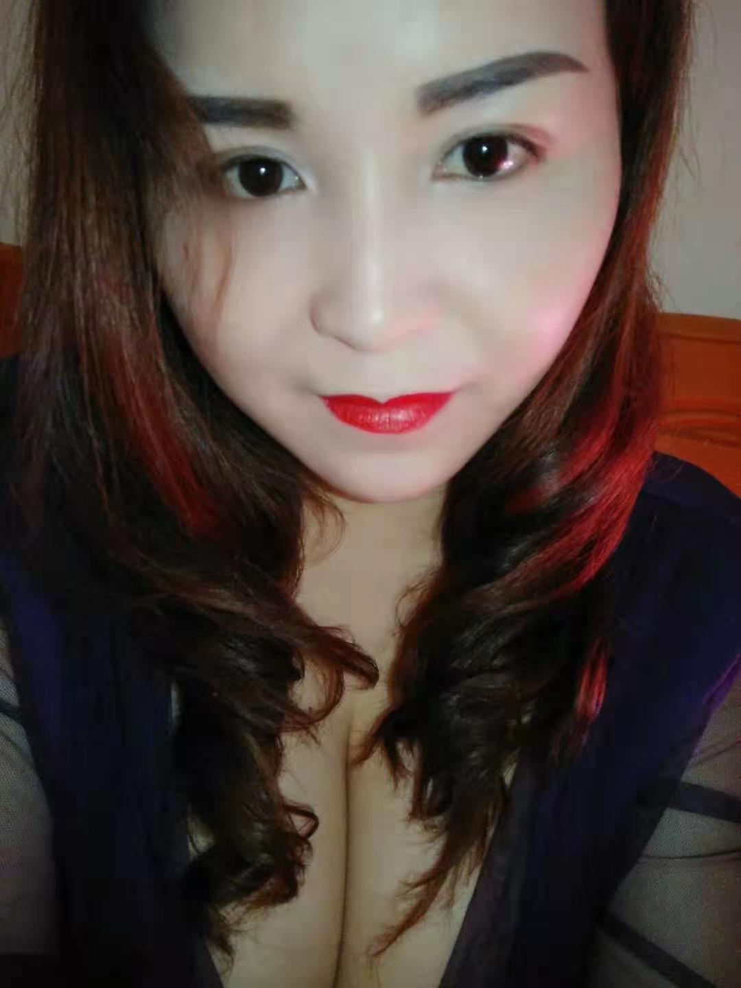 杨家湾大熊少妇 第1张