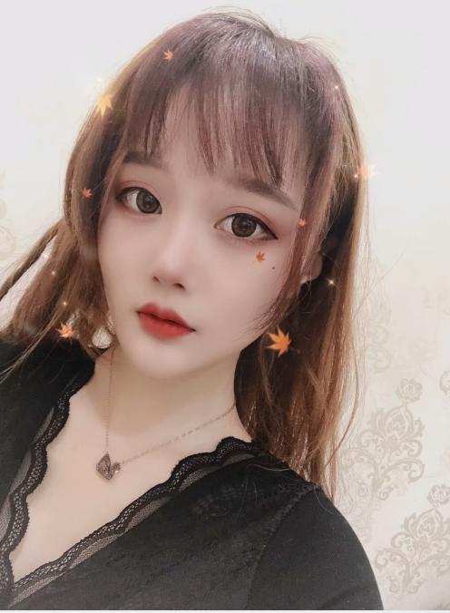 说话嗲嗲的一个妹子 第2张